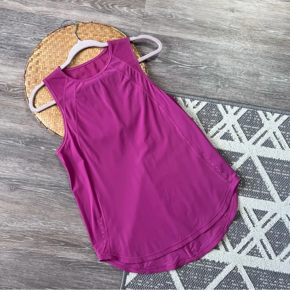 Lululemon sculp tank in dark pink/purple Women’s‎ Size 6
